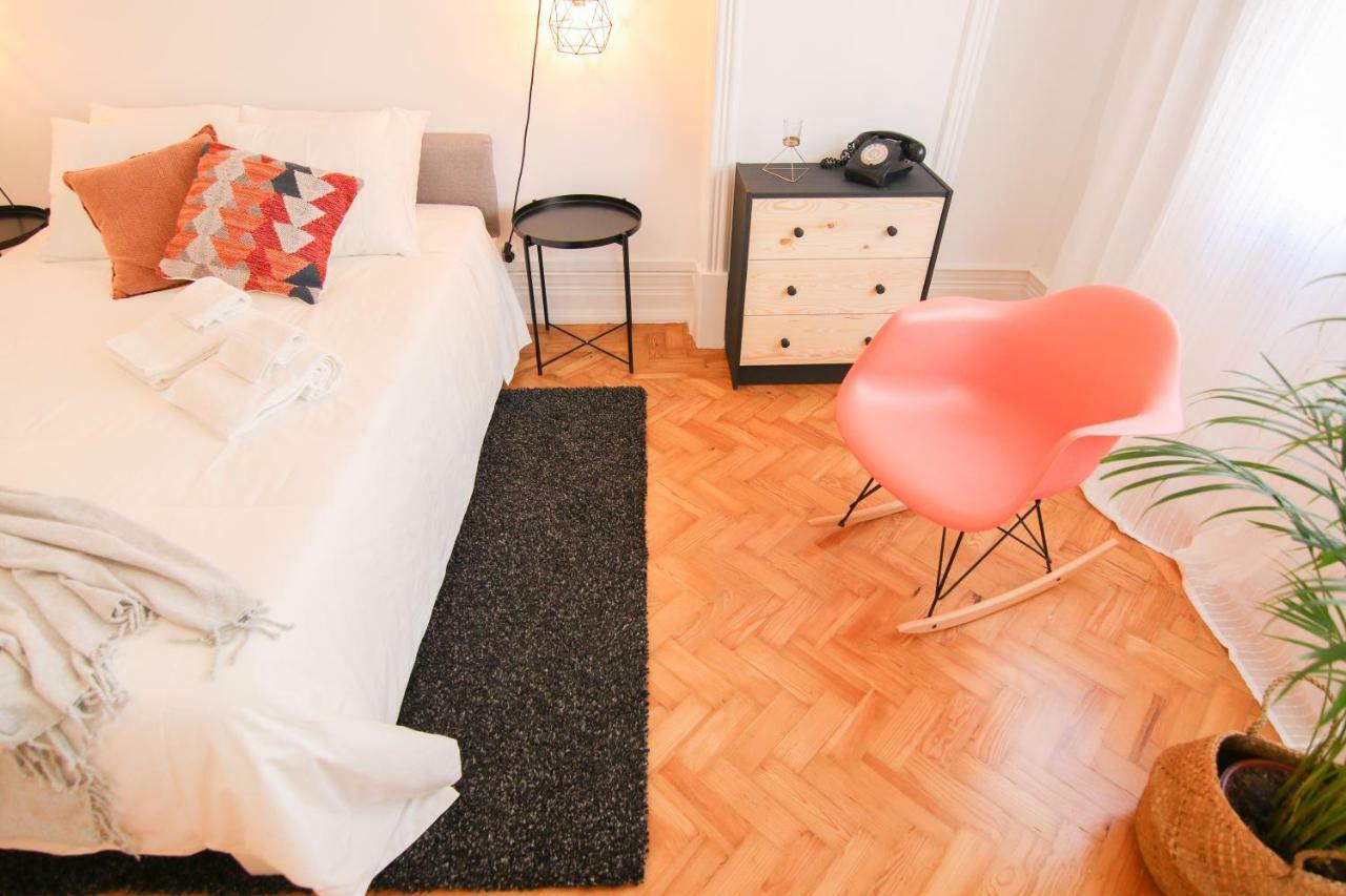 Amazing Apartment Fully Renovated In Center Lisbon Exterior photo