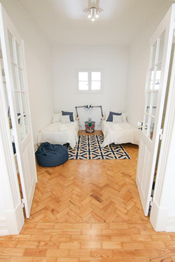 Amazing Apartment Fully Renovated In Center Lisbon Exterior photo